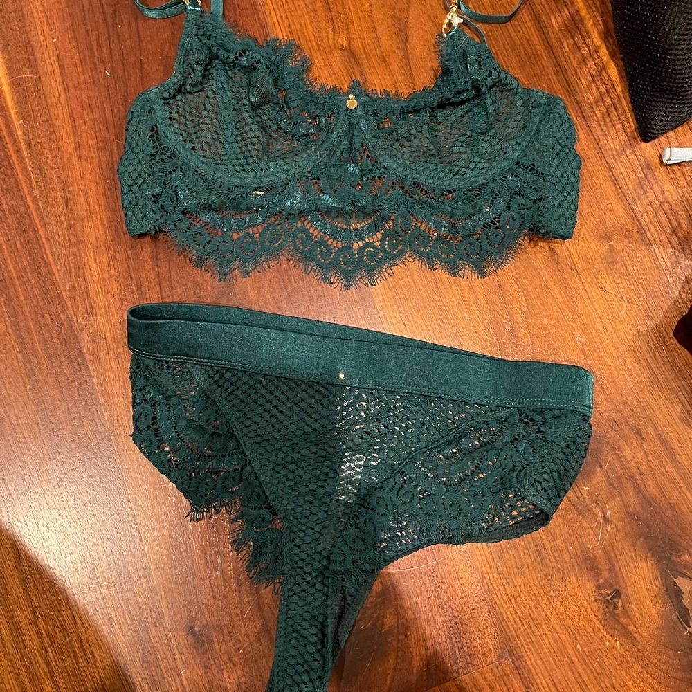 new with tags gooseberry intimates